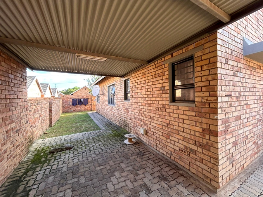 3 Bedroom Property for Sale in Die Bult North West